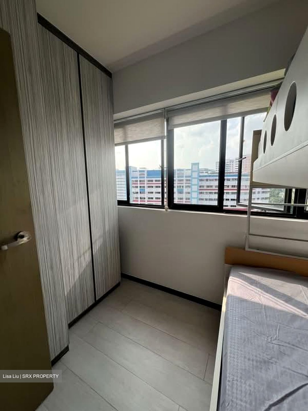 Blk 533 Hougang Avenue 6 (Hougang), HDB Executive #569074511